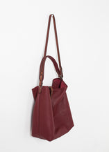 Load image into Gallery viewer, Pretty Grooming Bag
