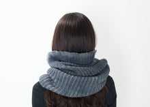 Load image into Gallery viewer, Knit Neck Warmer in Grey