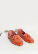 Load image into Gallery viewer, Leather Loafer in Rose